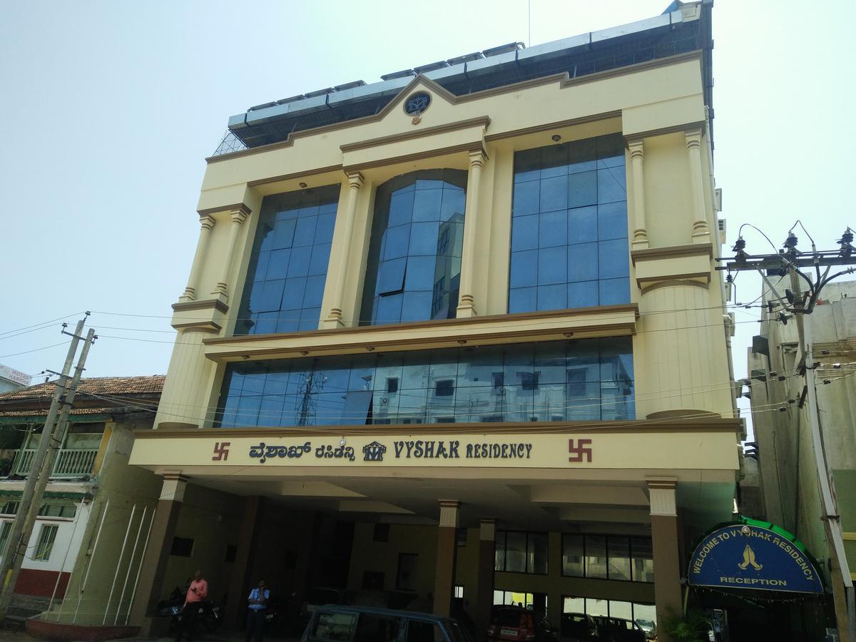 hotel Vyshak residency Mysore Eksteriør bilde